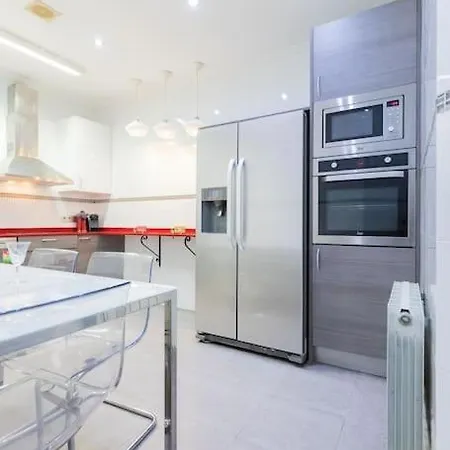 Indautxu Flat Next Stop * Bilbao