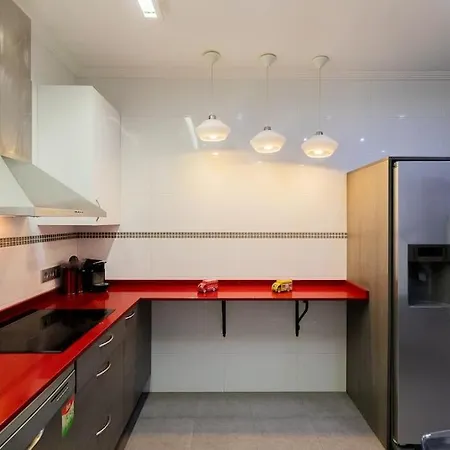 Indautxu Flat Next Stop شقة