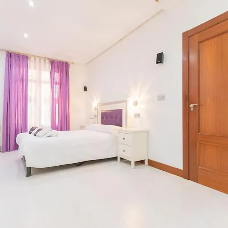 Indautxu Flat Next Stop بلباو