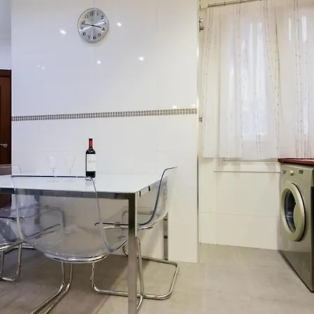 Indautxu Flat Next Stop * Бильбао